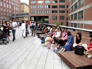 New Yorks berømmede High Line - med landskabsarkitekten Lisa Witkin som chefdesigner.